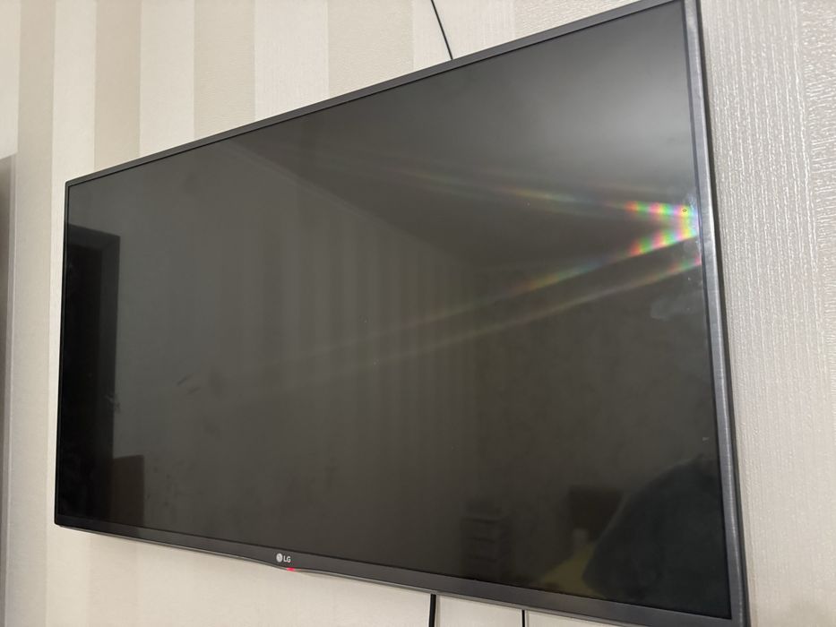 Продам телевизор Lg