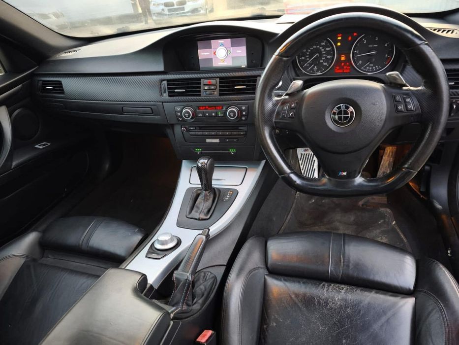 Dezmembrez BMW 335d E92 286cp,M Pack,Logic7,interior M3,aripi M3,trapa