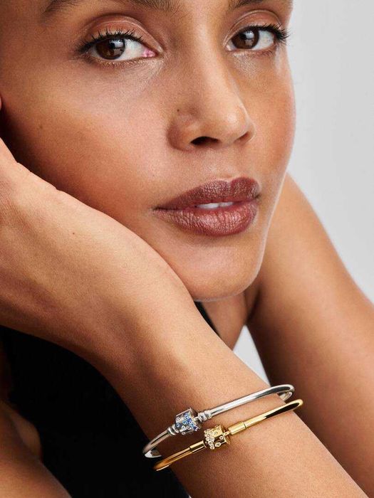 Браслет Pandora Sparkling Barrel Clasp Bangle! Новый в коробке 17-18см