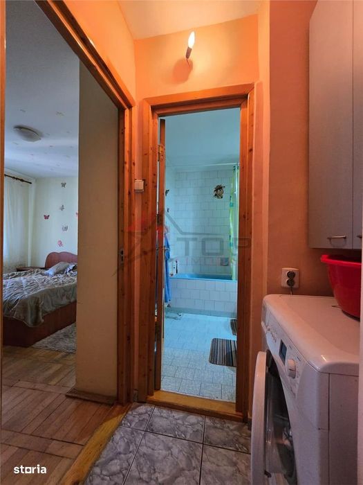 Nicolina - Belvedere, 2 camere decomandat 53mp, liber