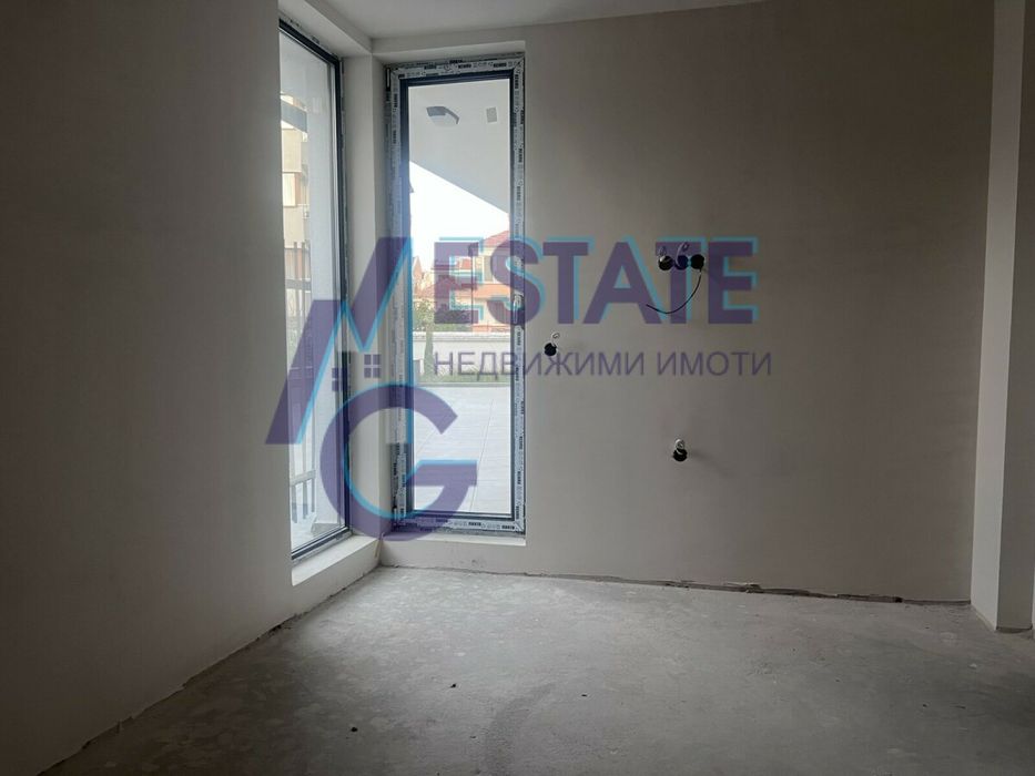 Продава се Тристаен апартамент в Бургас, Сарафово - 316 кв.м за 581 €/кв.м - Снимка #14