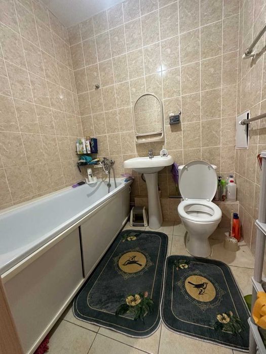 продается 2 комнатная