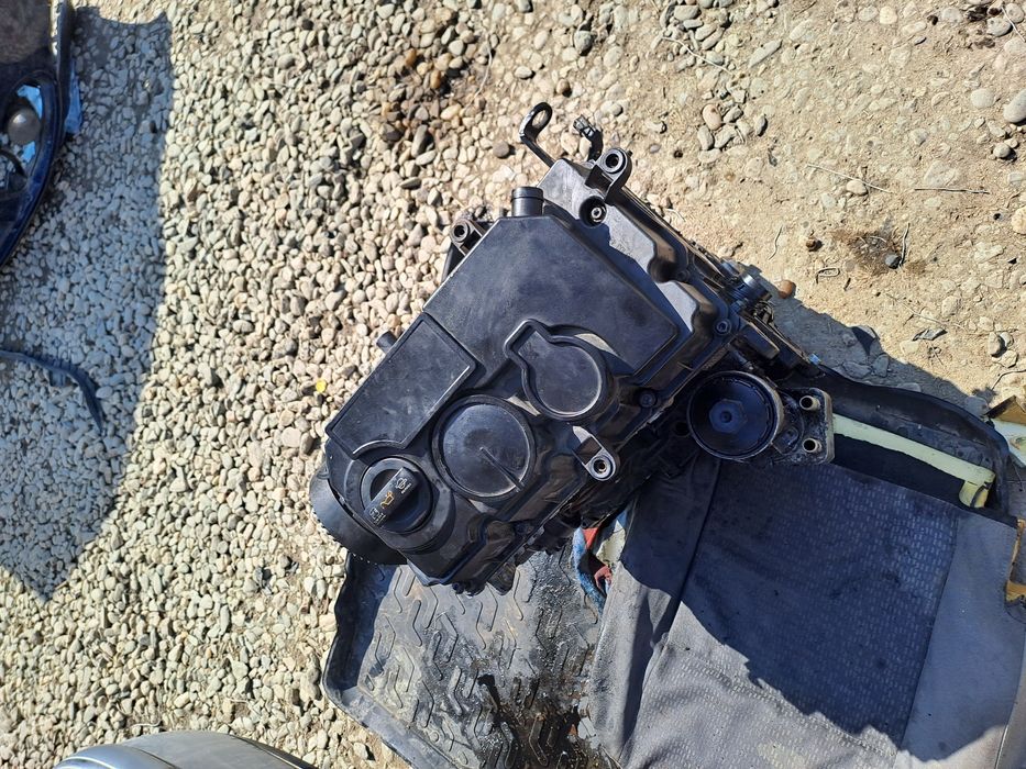 Se vinde piese  motor vw Passat B6 2.0 bmp bmm