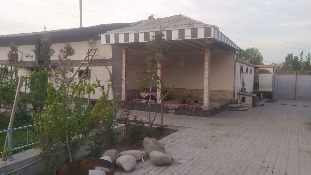 Срочна продаётся дом на бустанликском районе .14 соток