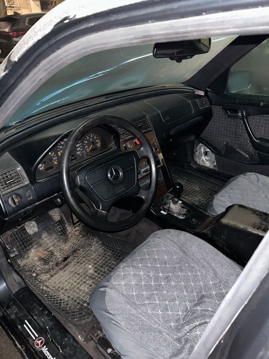 продам мерс с180