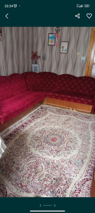 Угловой диван и 2 кресла