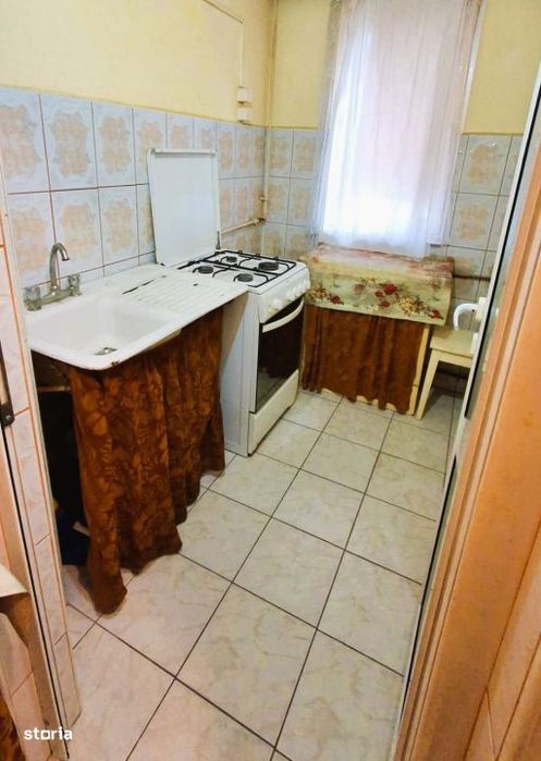Apartament 2 camere, 37 mp, zona Vest