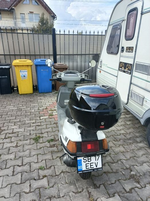 Yamaha Beluga xc 125 și Yamaha Majesty 250