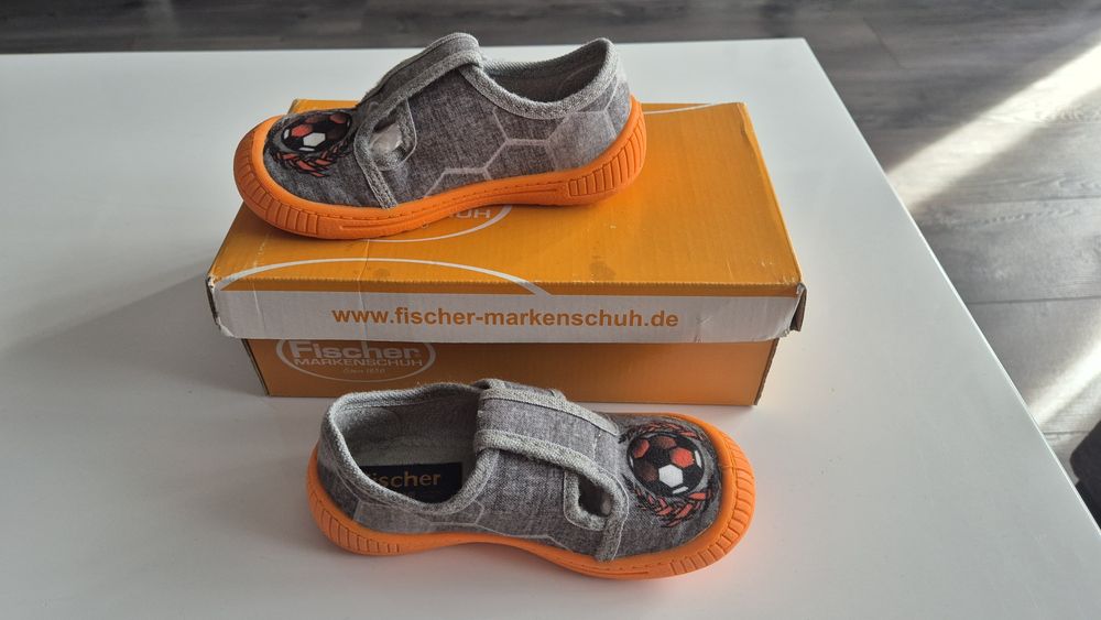 Детски пантофи, номер 26!