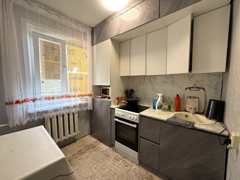 Продам 3 ком кв по улице Кеншелер