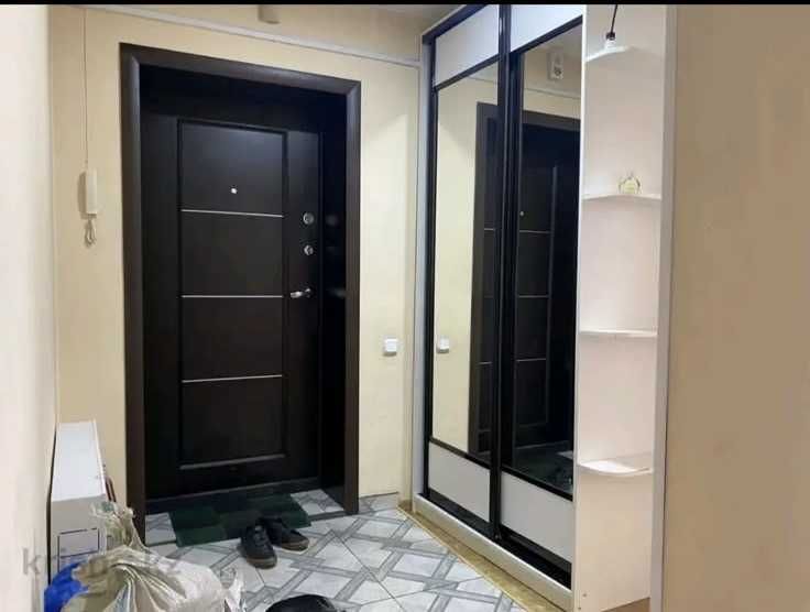 Продам 2-комн квартиру р-н Береке