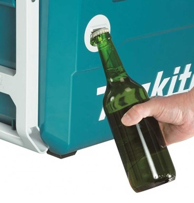 ПРОМОЦИЯ.Хладилна и затопляща чанта Makita DCW180Z
