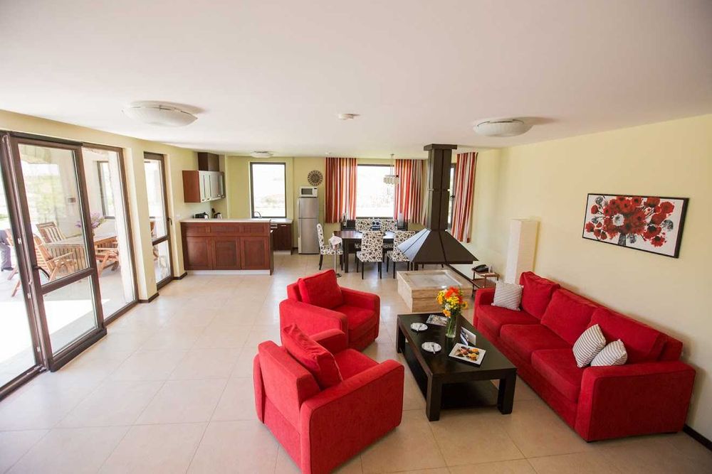 Продава се Къща в Балчик - 185 кв.м за 1773 €/кв.м - Снимка #4