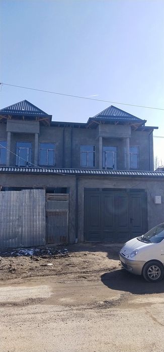 Uy sotiladi 1.5 sotix