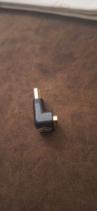 Адаптер HDMI 90⁰ M/F