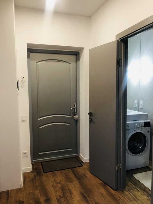 Дава се под наем Двустаен апартамент в София, Студентски град - 67 кв.м за 561 € - Снимка #2