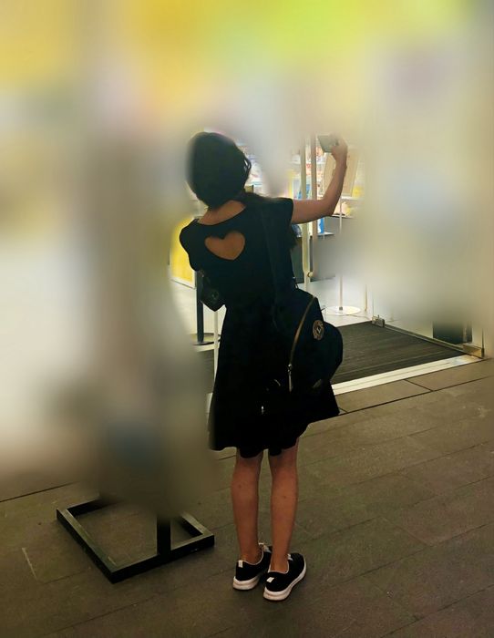 Платье (черное, по колено)