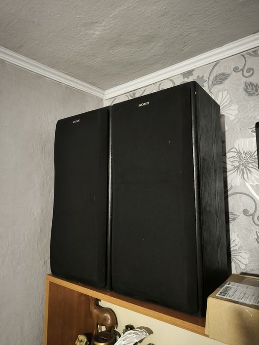 JVC KD- V320  дек.     Тонколони    Sony