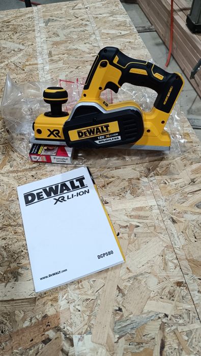 Rindea18V dewalt,filetanta milwaukee 12V, cutie dewalt