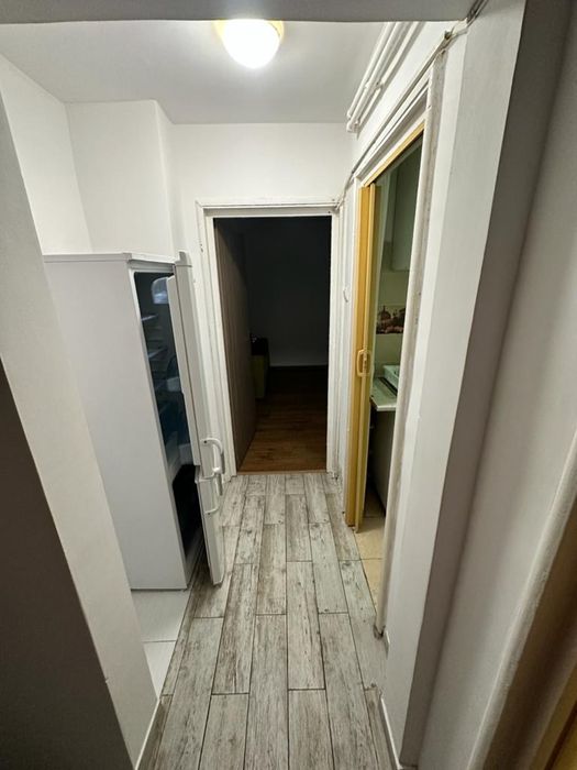 VAND  apartament zona Pantelimon  !!!