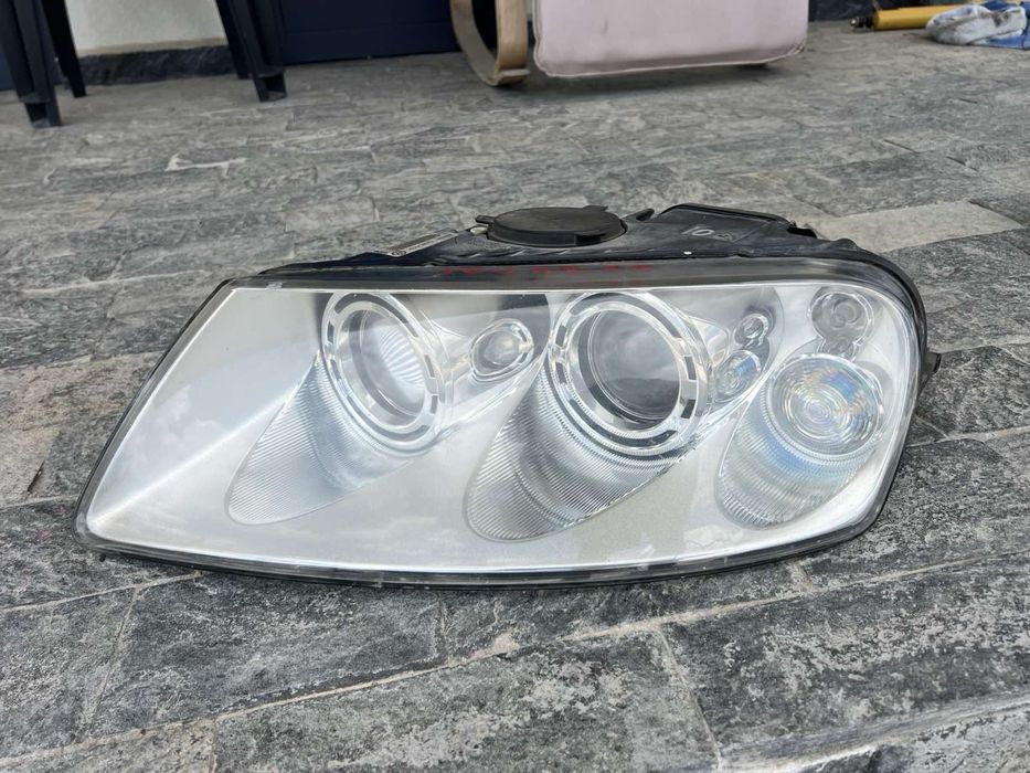 Ляв ксенонов фар за WV Touareg