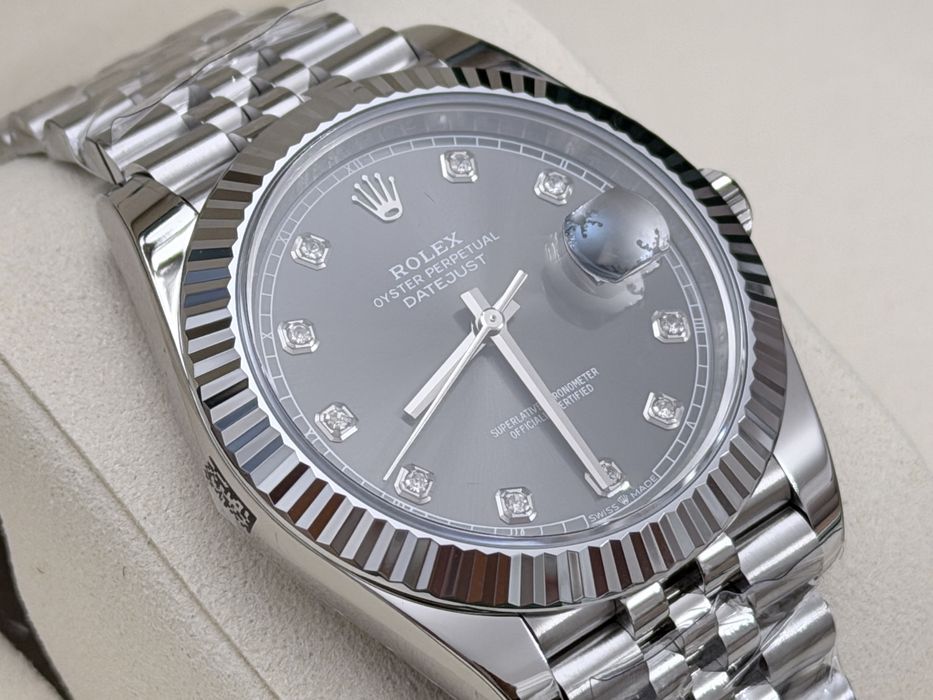 Часы Rolex Datejust 41 Grey Diamond