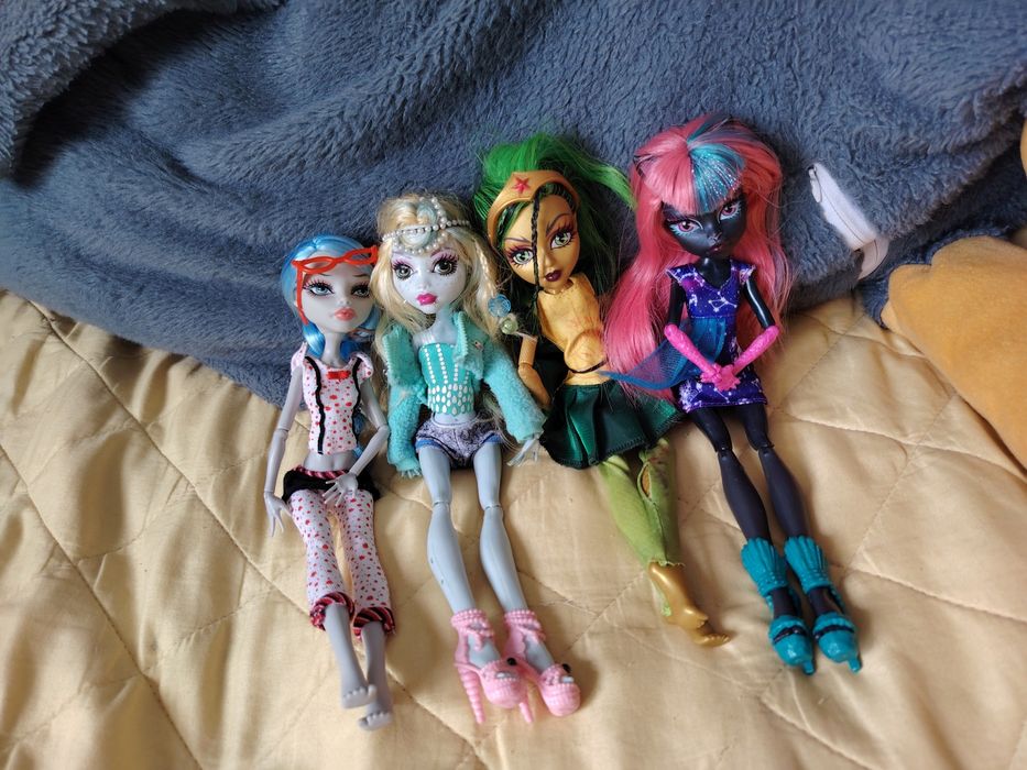 Обмен кукол монстр хай