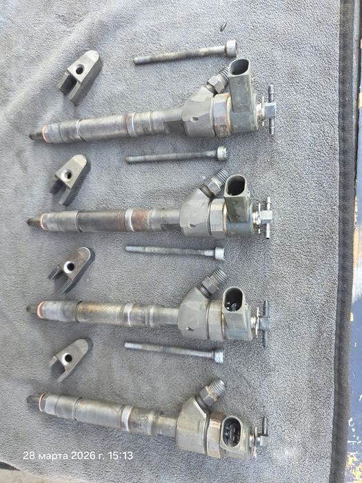 Форсунки дизель . Мерседес SPRINTER 2.2