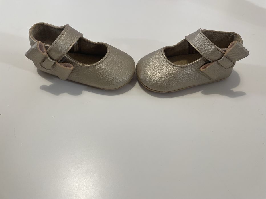 Бебешки обувки размер 18-19