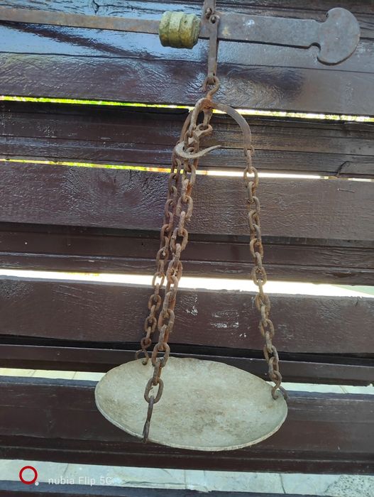 Vand balanta anul  fabricatiei1947