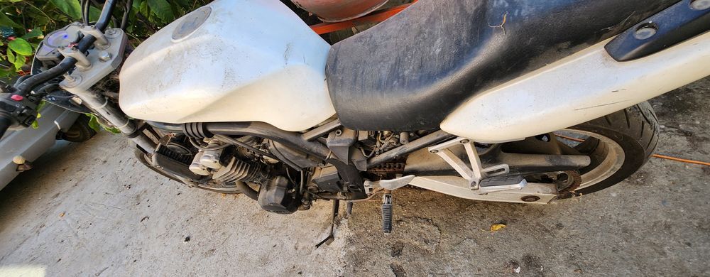 Yamaha fzs 600 Se vinde întreaga