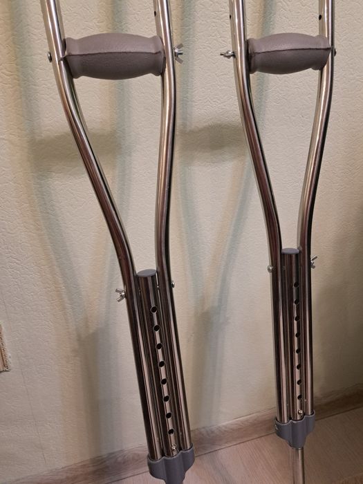 Костыли подмышечные