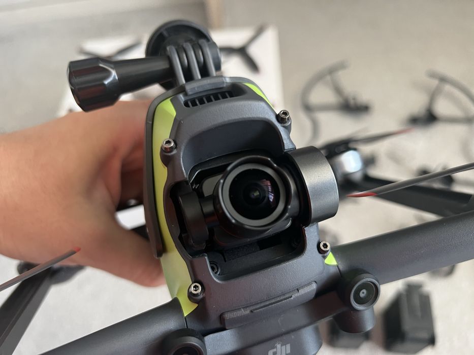 DJI FPV дрон + комплект филтри + допълнителни аксесоари