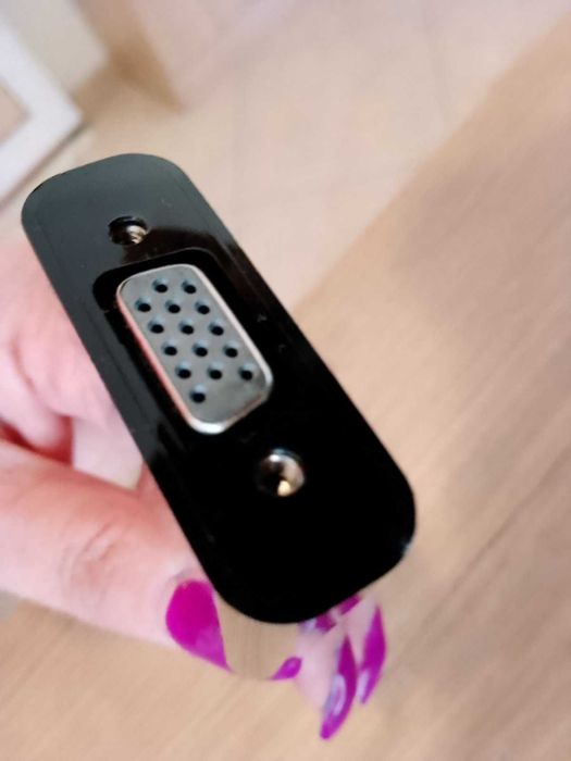 ПРОДАВАМ кабел  HDMI - VGA adaptor