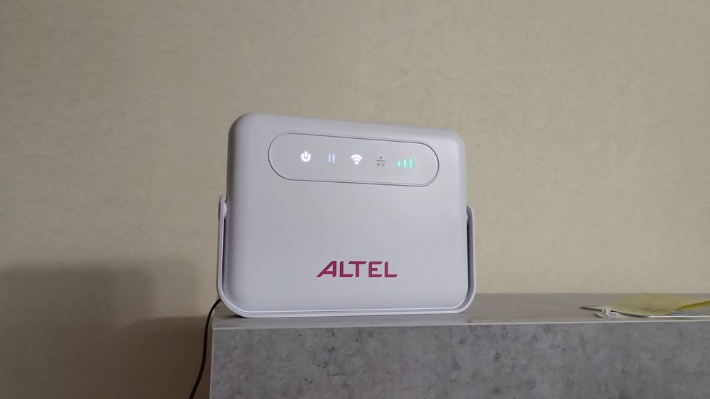 Продам роутеры новые