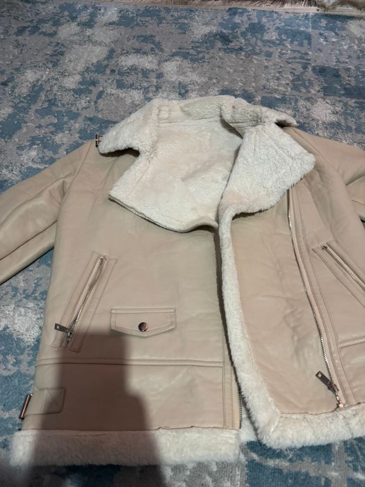 Продам женскую дубленку