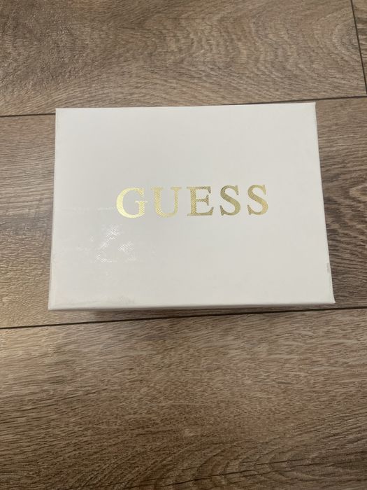 детски обувки на guess