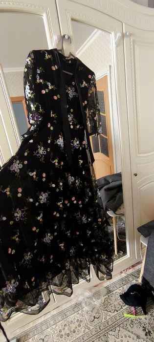 Шикарное вечернее платье