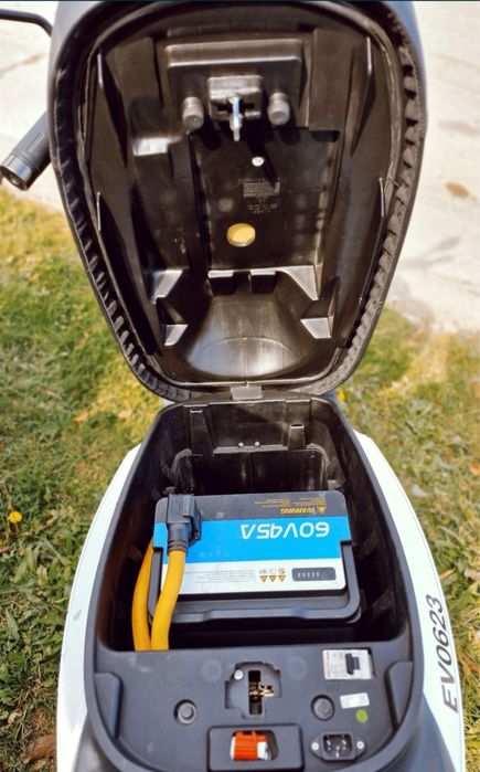 Vs1 електрически скутер