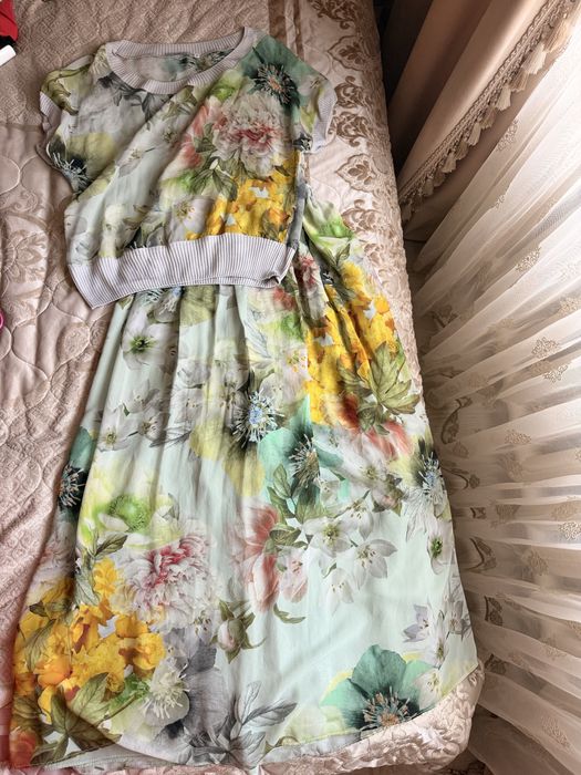 Летний комплект с цветочным принтом