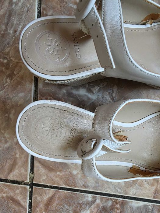 Sandale GUESS, albe, piele, măr. 40