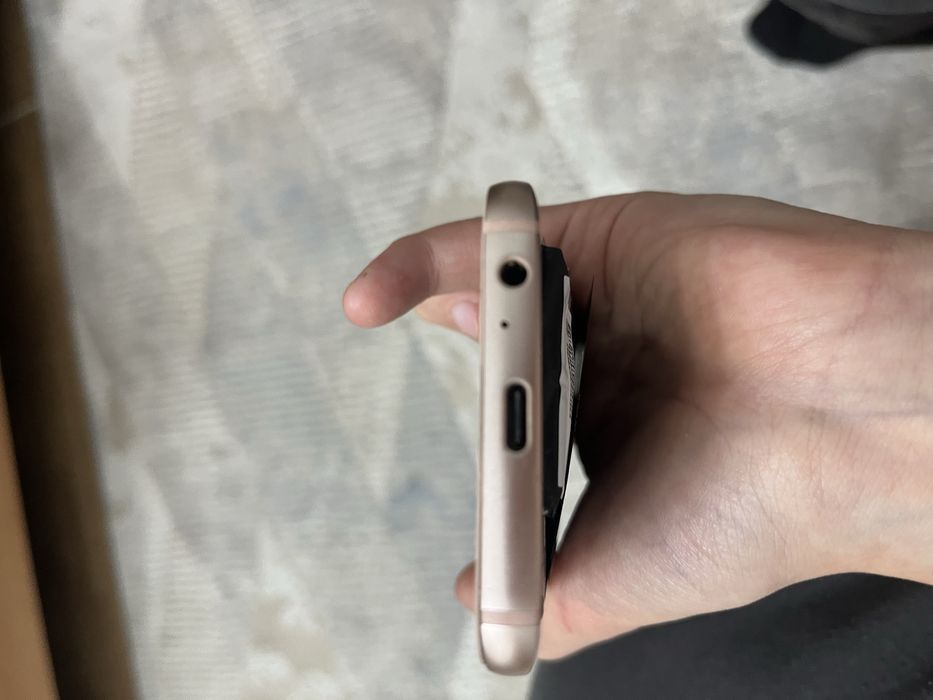 Телефон Галакси а3