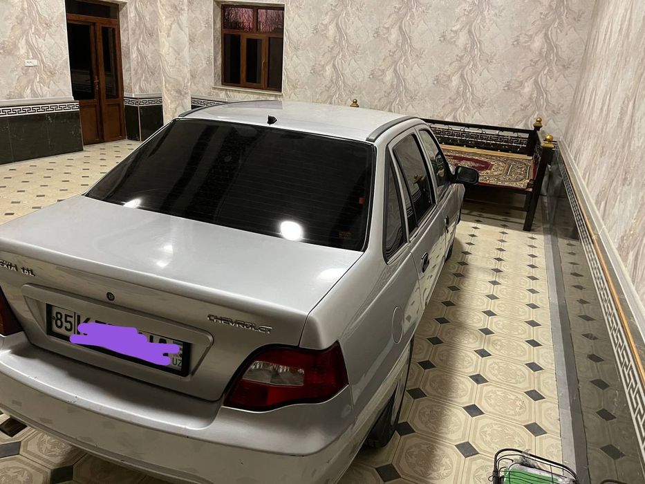 Nexia 2 srochni sotiladi