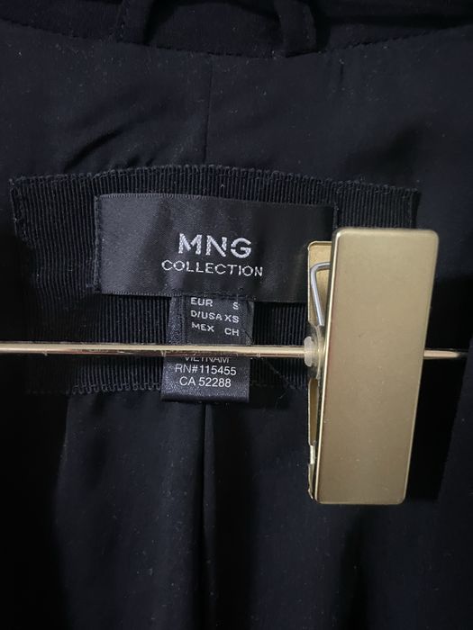 Jaket Mango jenskiy M