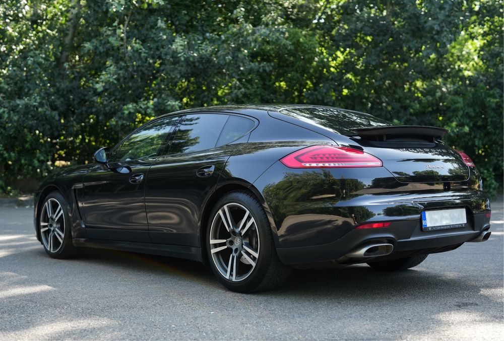 Porsche Panamera 2014 Facelift 300 CP
