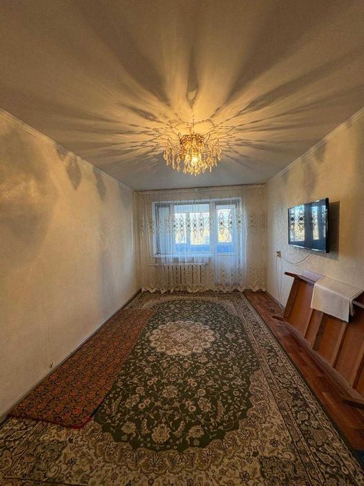 Продам 2 кв по Ломоносова