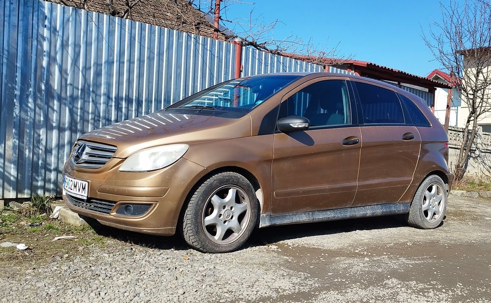 Mercedes B class 245w