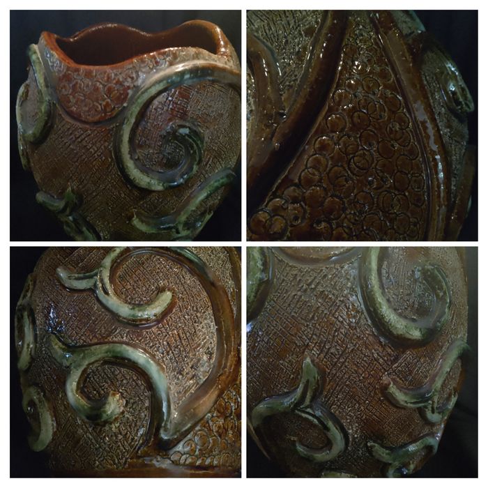 Напольные вазы кашпо.