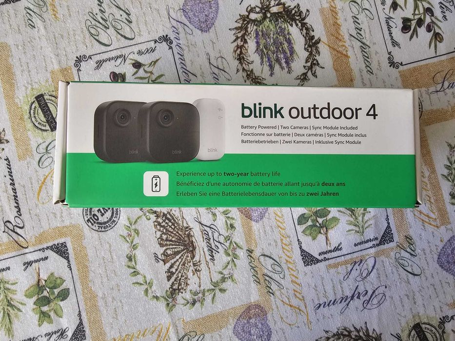 Blink Sistem de Supraveghere Outdoor 4 2 Camere noi,sigilate
