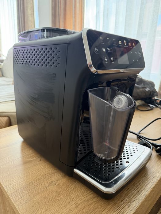 Кафеавтомат Philips 5500 LateGo